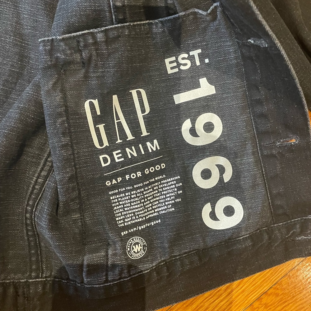 Men’s denim jacket